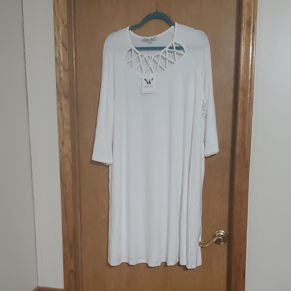 White Mark Women's White Swing Dresz with Lattice Detail